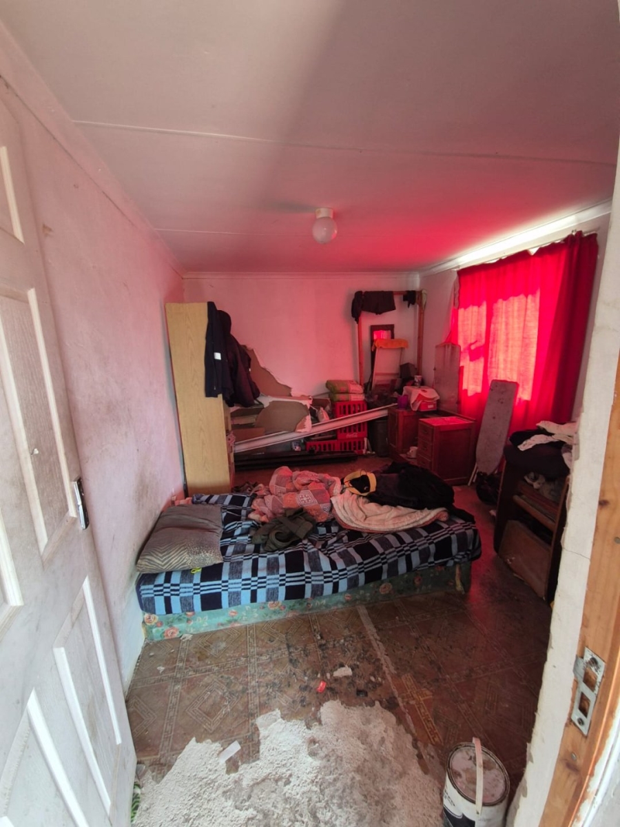 2 Bedroom Property for Sale in Kwazakhele Eastern Cape